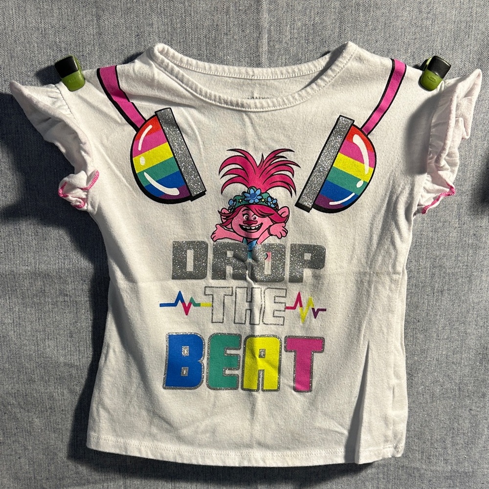 Dreamworks White Trolls 'Drop The Beat' Rainbow Headphones Tee